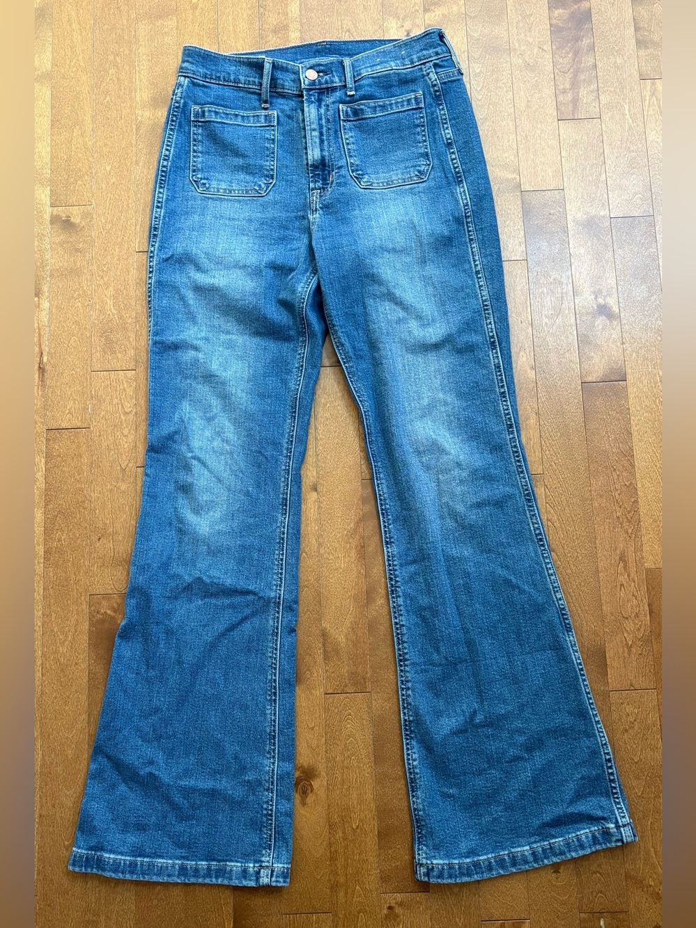 GAP '70s Flare High Rise Patch Pocket Denim Jeans – Women's Size 28 / 6 Regular